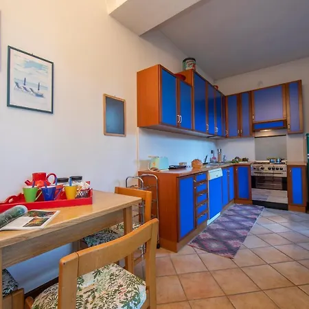 Apartment Bella Belgirate
