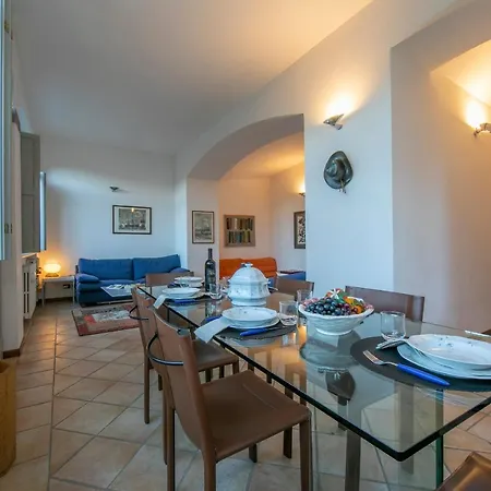 Apartment Bella *
